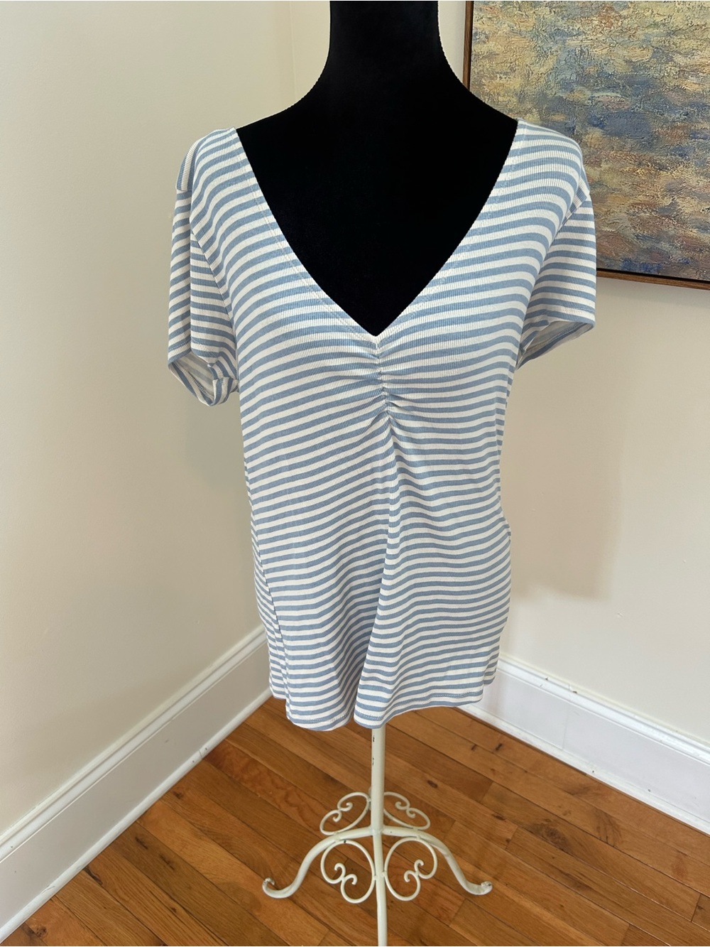 Torrid Top 1X NWT Plus Size Ribbed Cinched Bust V-Neck Blue Striped Short Sleeve